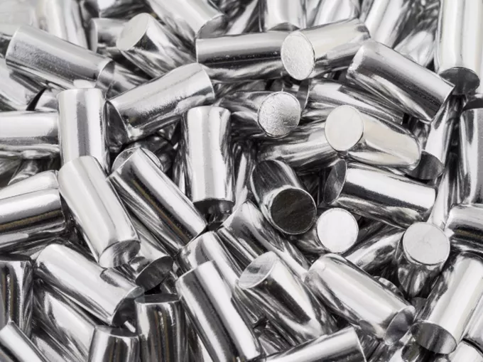 Amplia selección de reactivos y productos químicos, desarrollados internamente o adquiridos de proveedores confiables.