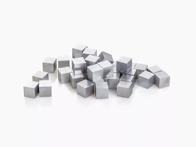 Soluciones personalizadas para productos químicos a granel, opciones de empaque y especificaciones personalizadas.